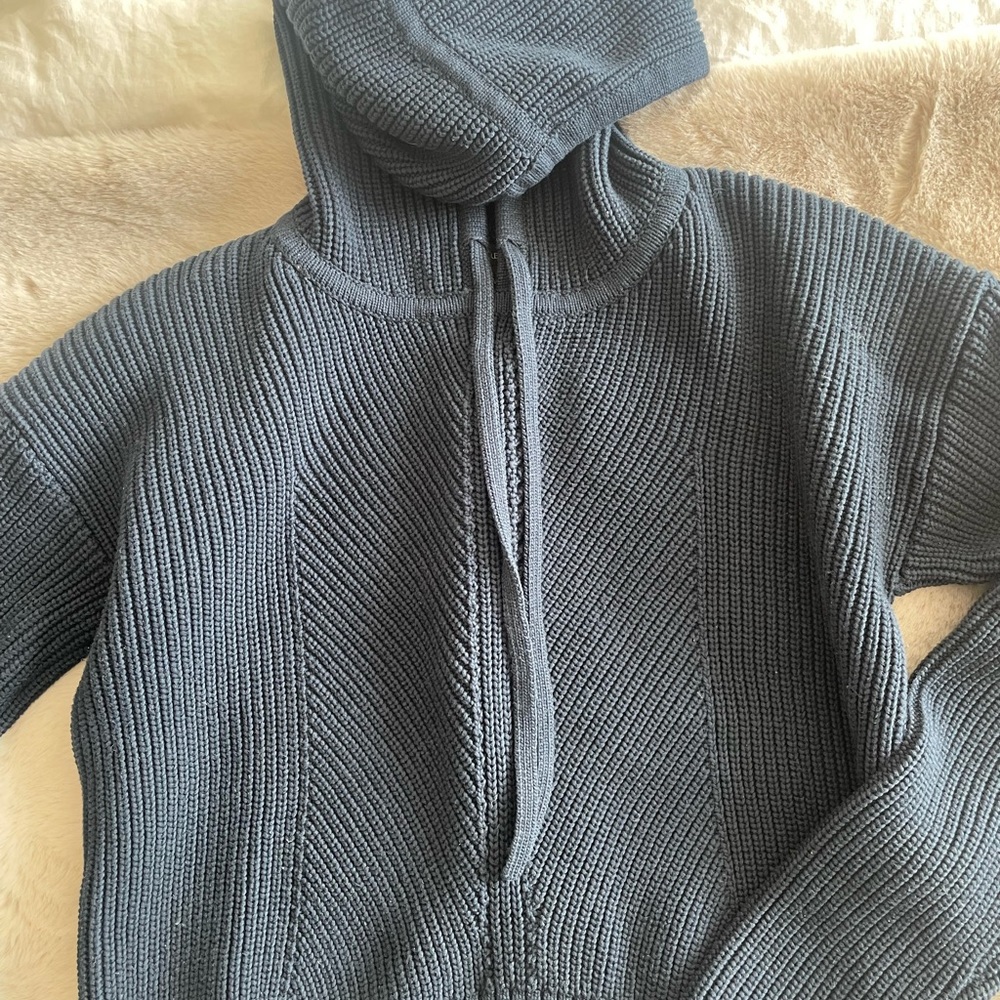 Banana Republic knit sweater